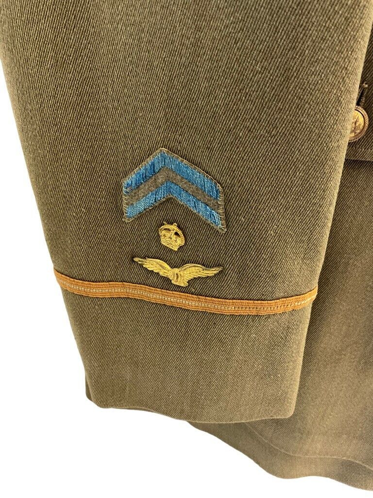 WW1 Canadian CEF RAF Named Officers Pilots Uniform with Medal and Research WW1 Canadian CEF RAF Named Officers Pilots Uniform with Medal and Research