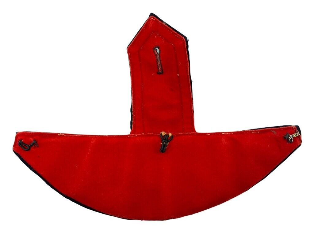 British Canadian Foot Guards Officers Band Swallow Tails Shoulder Boards Pair British Canadian Foot Guards Officers Band Swallow Tails Shoulder Boards Pair