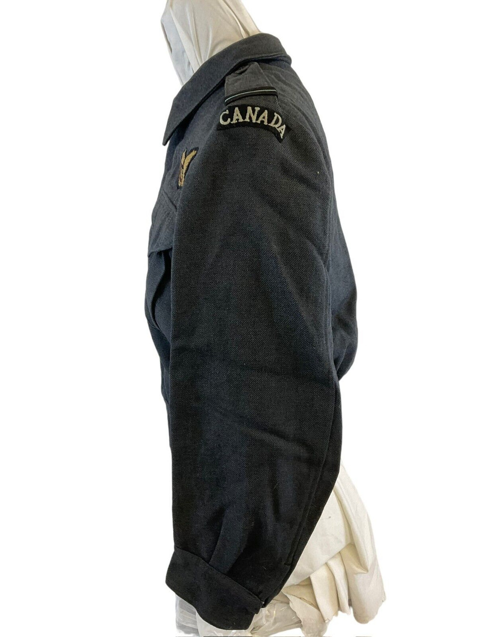 WW2 Canadian RCAF Air Gunners AG Officers Battle Dress Jacket C Broad Arrowed WW2 Canadian RCAF Air Gunners AG Officers Battle Dress Jacket C Broad Arrowed