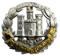 WW2 British Northamptonshire Regiment Cap Badge