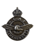 WW2 Canadian RCAF Reserve Lapel Pin