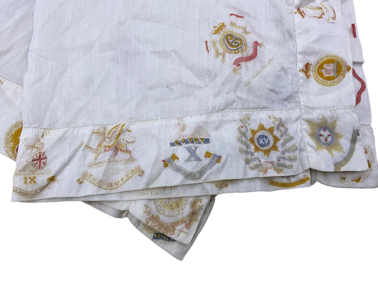 WW1 British BEF Regimental Badge Decorated HOME FRONT Hankie WW1 British BEF Regimental Badge Decorated HOME FRONT Hankie