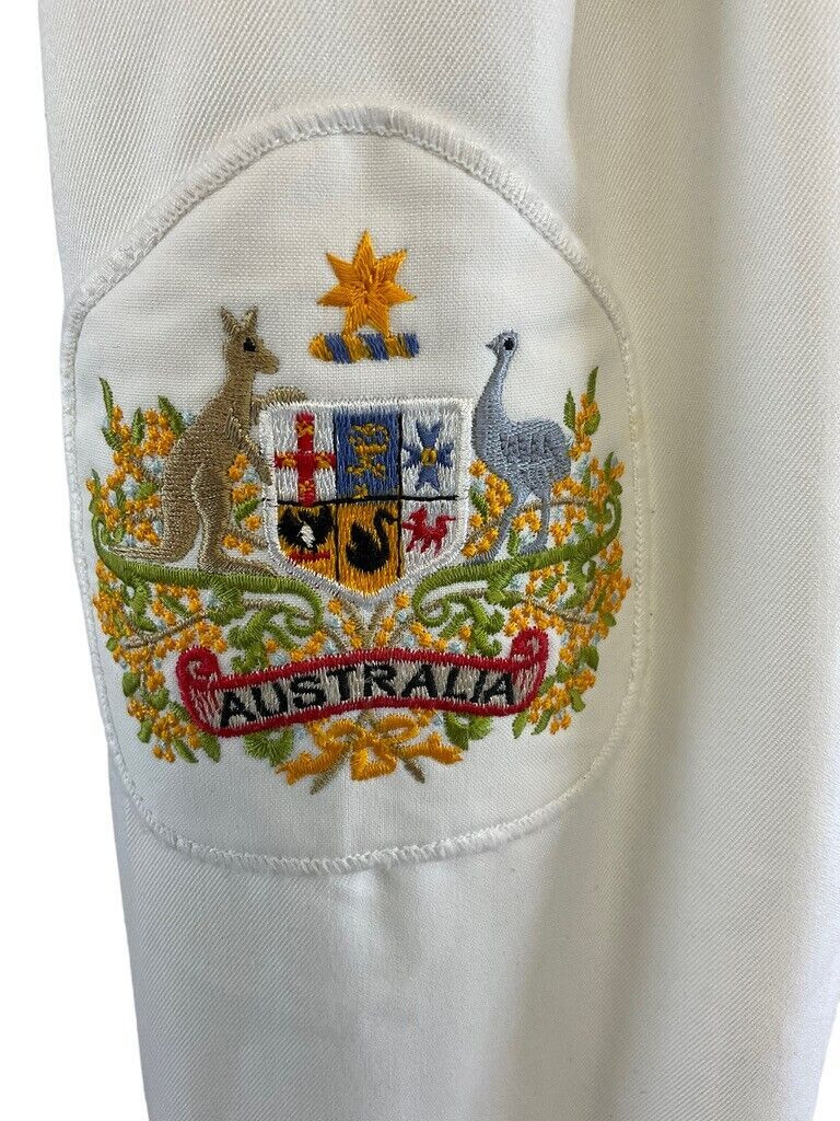 Australian RAAOC Army Ordnance Corps WO1 White Mess Dress and Trousers Australian RAAOC Army Ordnance Corps WO1 White Mess Dress and Trousers