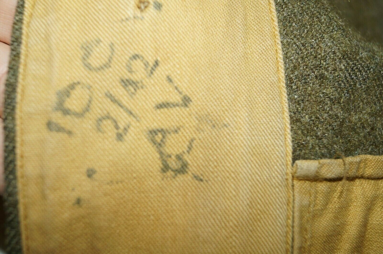 WW2 Canadian Airborne Canada Lance Corporal Battle Dress Jacket WW2 Canadian Airborne Canada Lance Corporal Battle Dress Jacket