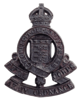 WW2 British RAOC Ordnance Corps Economy Bakelite Cap Badge