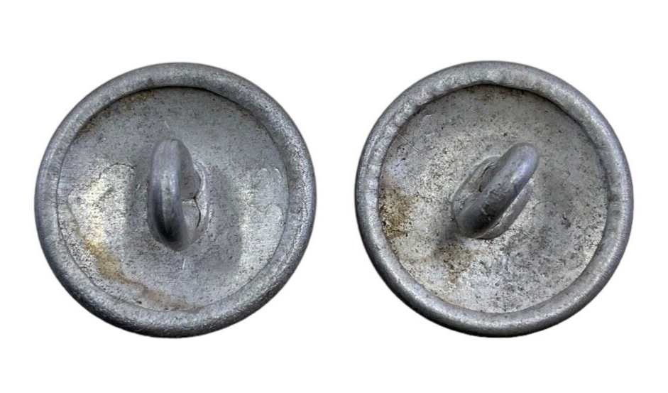 WW2 German Shoulder Board Numbered Buttons No.4 Pair WW2 German Shoulder Board Numbered Buttons No.4 Pair