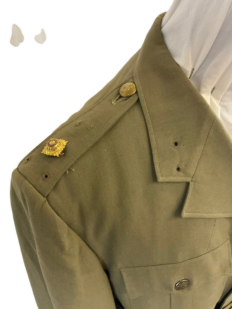 Canadian Forces Tropical Worsted Officers Jacket and Trousers Canadian Forces Tropical Worsted Officers Jacket and Trousers