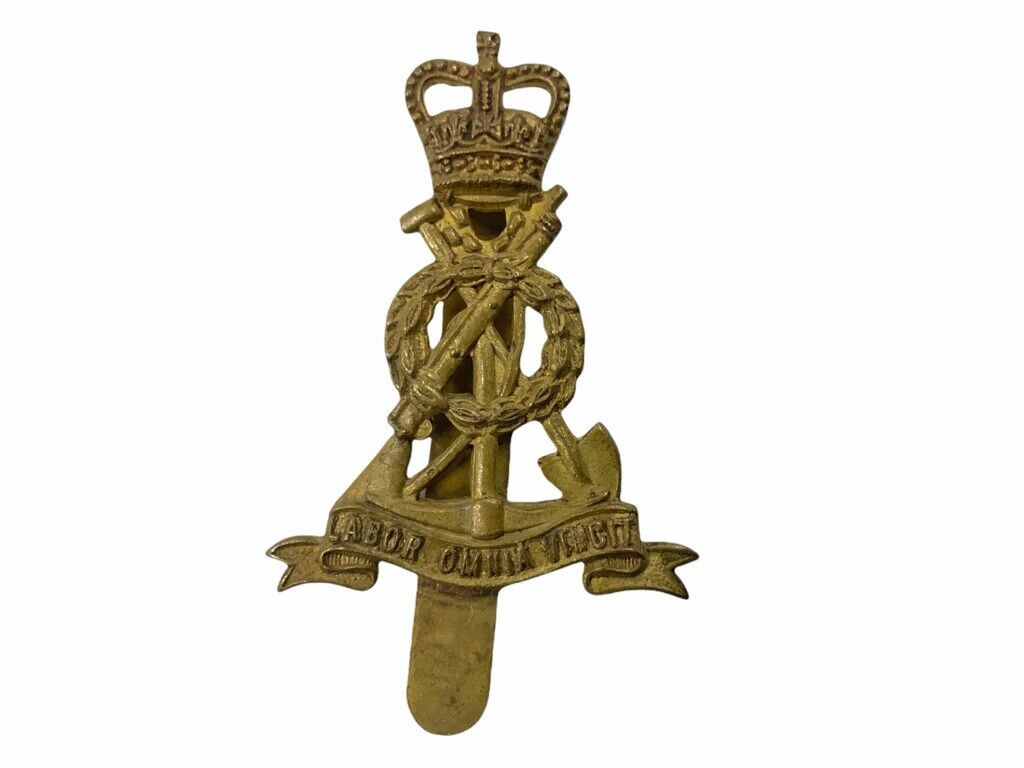 British Royal Labour Corps Cap Badge British Royal Labour Corps Cap Badge