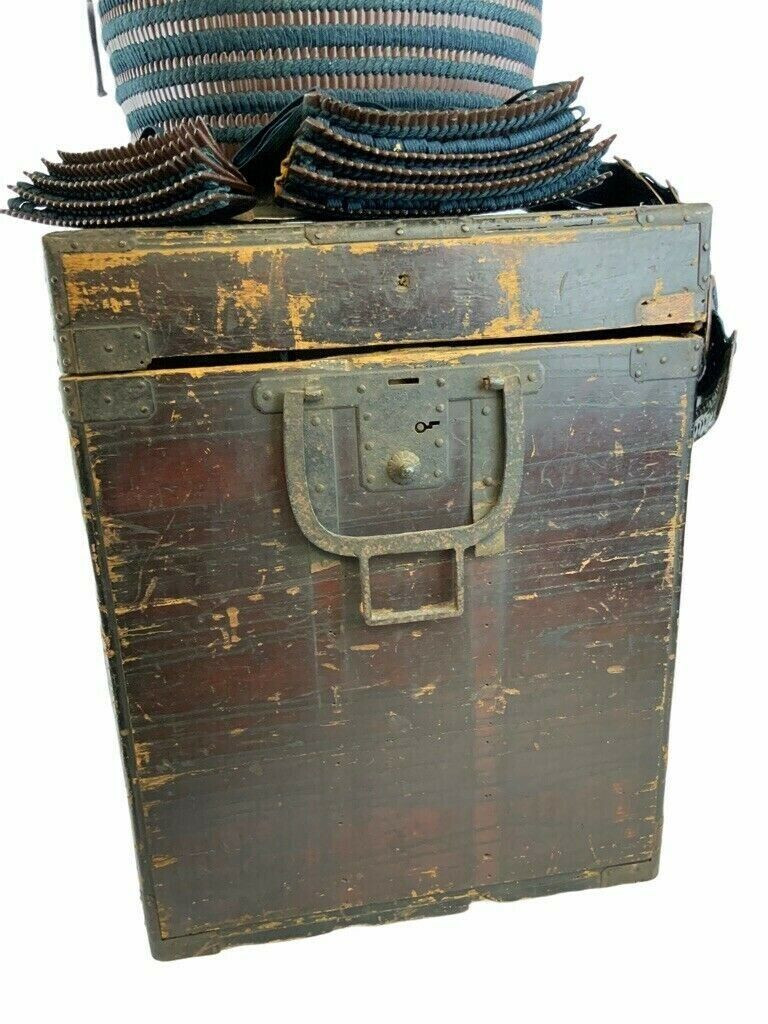 Japanese Japan Samurai Armour in Box Circa 1720's Era Vintage Japanese Japan Samurai Armour in Box Circa 1720's Era Vintage