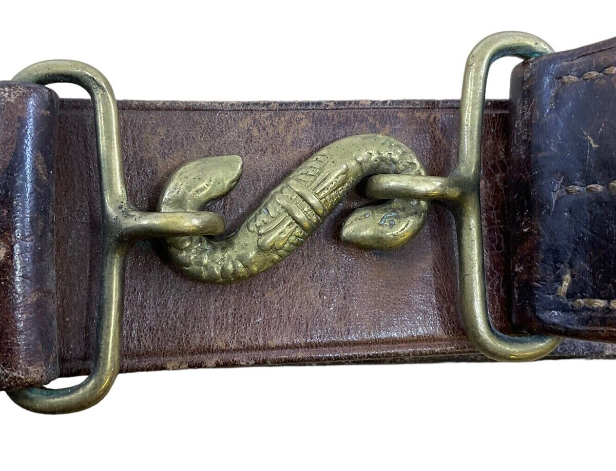 WW1 Canadian CEF 1914 Dated COTC U of T Leather Snake Buckle Leather Belt Medium WW1 Canadian CEF 1914 Dated COTC U of T Leather Snake Buckle Leather Belt Medium