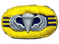 US Army 504th Airborne 3rd Battalion Jump Oval Wings Insignia US Army 504th Airborne 3rd Battalion Jump Oval Wings Insignia