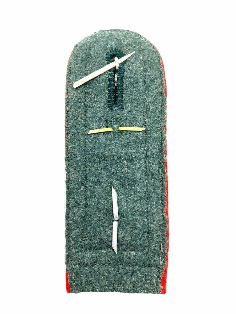 WW2 German Army Artillery Other Ranks Shoulder Board Single 1 WW2 German Army Artillery Other Ranks Shoulder Board Single 1