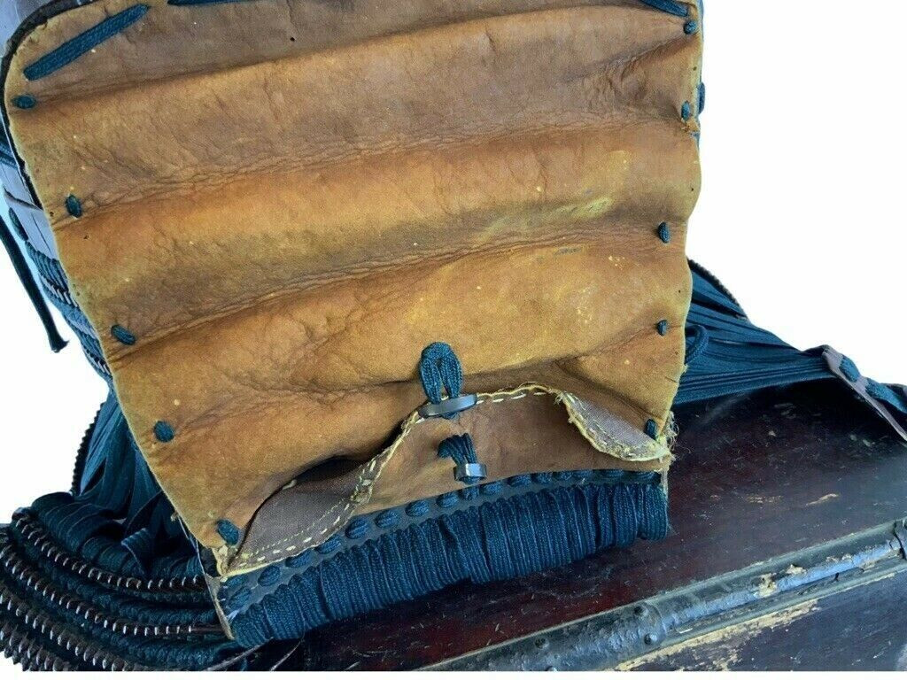 Japanese Japan Samurai Armour in Box Circa 1720's Era Vintage Japanese Japan Samurai Armour in Box Circa 1720's Era Vintage