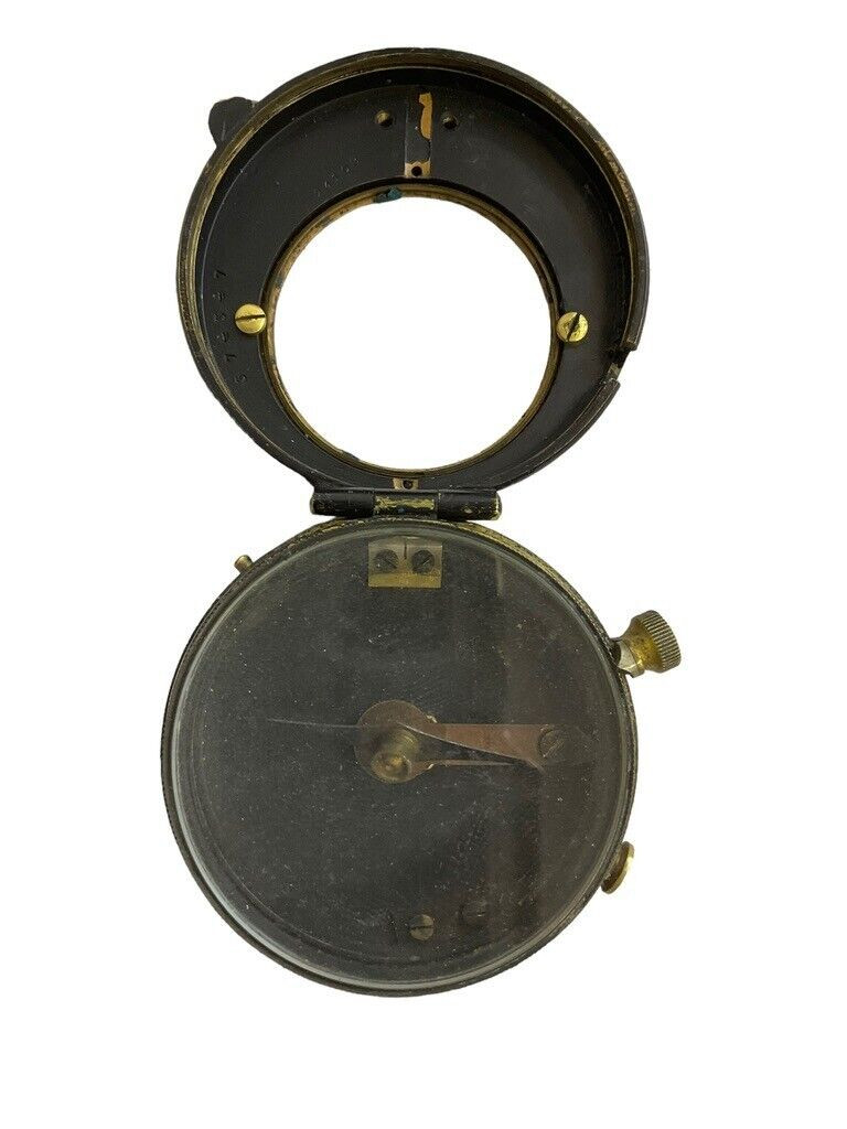 WW1 Canadian CEF Named Officers Compass with Leather Pouch W Beatty CMGC WW1 Canadian CEF Named Officers Compass with Leather Pouch W Beatty CMGC