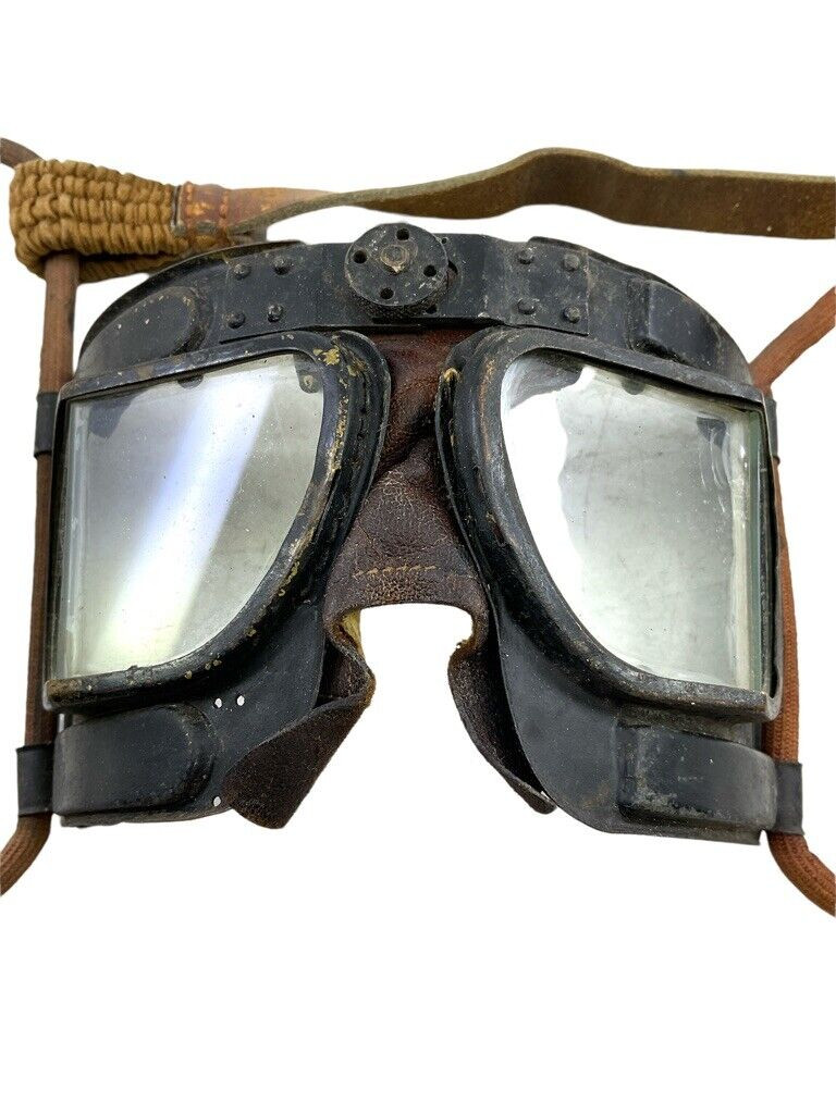 WW2 British RAF Mk4B Battle of Britain Pilots Goggles WW2 British RAF Mk4B Battle of Britain Pilots Goggles