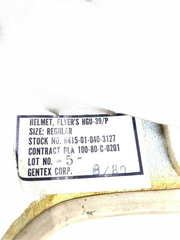 US Gentex Flyers Helmet HGU-39P White Size Regular 1980 Dated US Gentex Flyers Helmet HGU-39P White Size Regular 1980 Dated