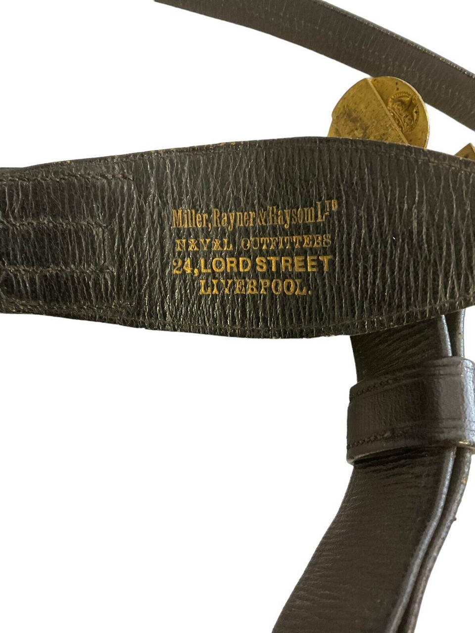 WW1 British Royal Navy Reserve RNR Officers Shoulder Boards Sword Belt Cased Set WW1 British Royal Navy Reserve RNR Officers Shoulder Boards Sword Belt Cased Set