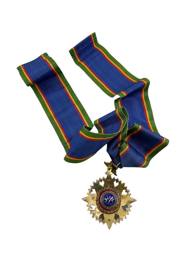 Thai Order of the Crown of Thailand Medal Neck Award in Case Thai Order of the Crown of Thailand Medal Neck Award in Case