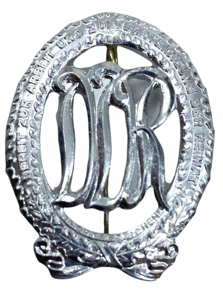 East German DDR Sports Badge Insignia Silver East German DDR Sports Badge Insignia Silver