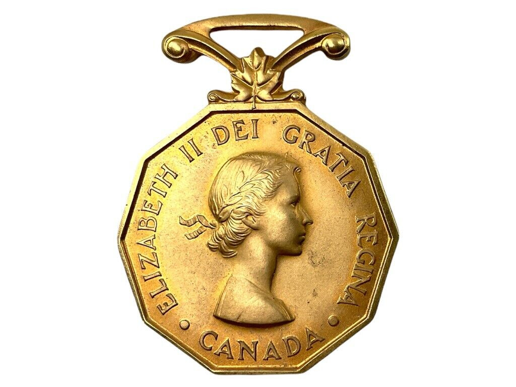 Canadian Forces Decoration CD in Box of Issue Full Size Cpl JE Squire Canadian Forces Decoration CD in Box of Issue Full Size Cpl JE Squire