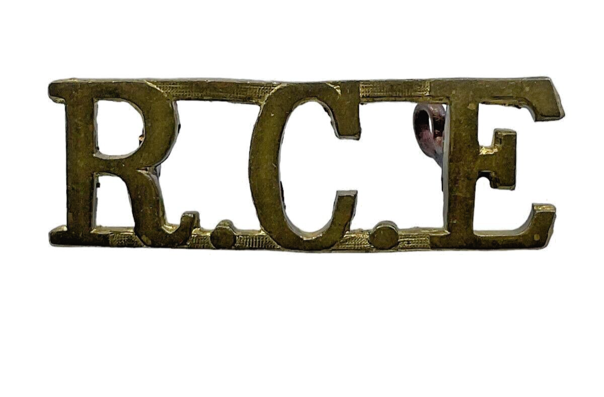 Royal Canadian Engineers RCE Shoulder Title Metal Insignia Single Royal Canadian Engineers RCE Shoulder Title Metal Insignia Single