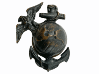 WW2 US USMC Cap Badge w/ Screw Back WW2 US USMC Cap Badge w/ Screw Back