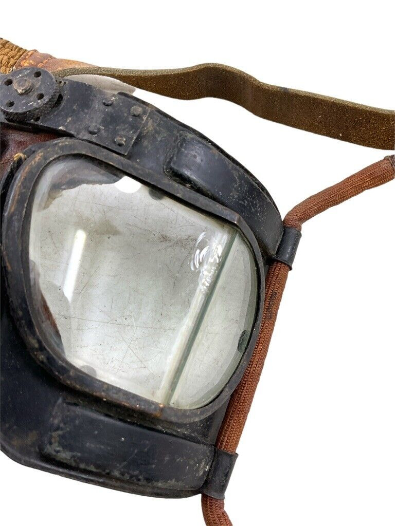 WW2 British RAF Mk4B Battle of Britain Pilots Goggles WW2 British RAF Mk4B Battle of Britain Pilots Goggles
