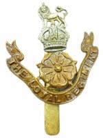WW2 British The Loyal Regiment Cap Badge