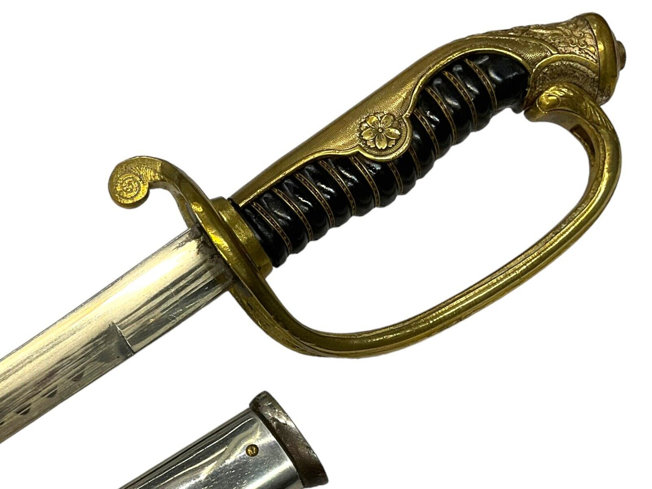 WW2 Imperial Japanese Army Officers Parade Sword Wavy Folded Blade 27.5 Inch WW2 Imperial Japanese Army Officers Parade Sword Wavy Folded Blade 27.5 Inch