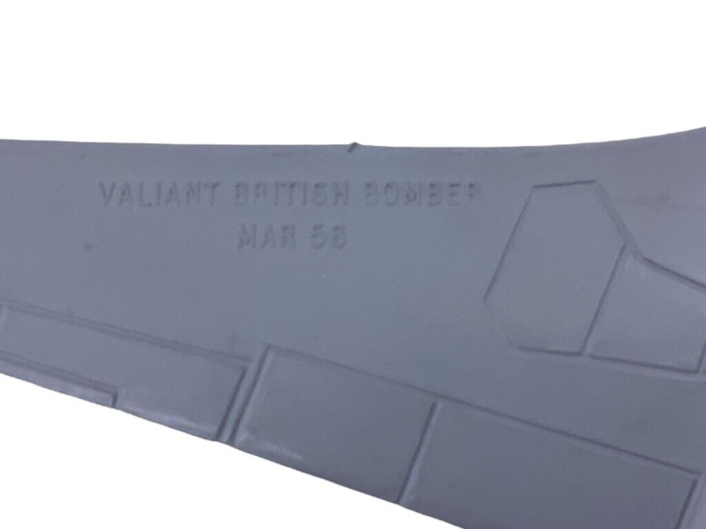British RAF Valiant Bomber Aircraft ID Model USAF 1956 1:144 Scale British RAF Valiant Bomber Aircraft ID Model USAF 1956 1:144 Scale