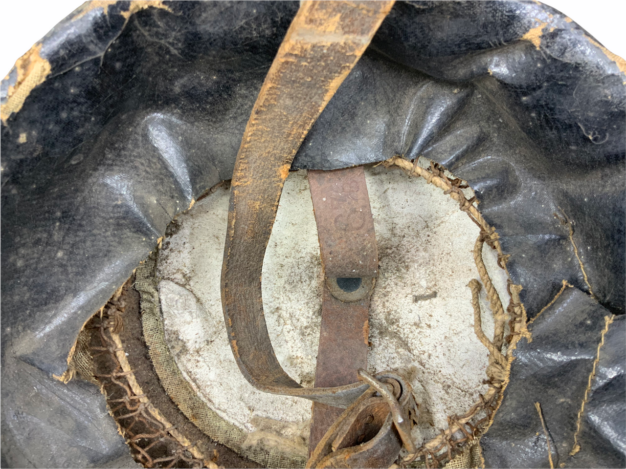 WW1 British Canadian BEF CEF Brodie Combat Helmet Size 6 7/8 WW1 British Canadian BEF CEF Brodie Combat Helmet Size 6 7/8