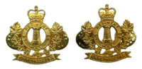 Canadian Forces Le Regiment De Hull Collar Badge Insignia Pair