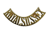 WW2 British Royal Sussex Regiment Metal Shoulder Title Single