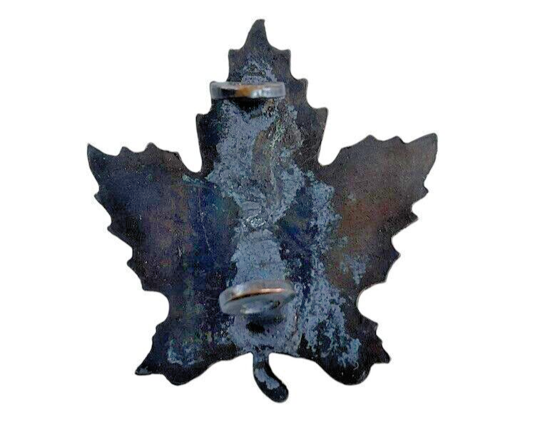 WW1 Canadian CEF Eatons Machine Gun Battery Collar Insignia Single 2 WW1 Canadian CEF Eatons Machine Gun Battery Collar Insignia Single 2