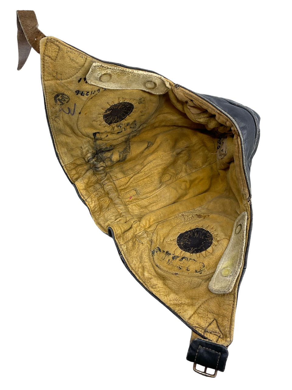 WW2 New Zealand ANZAC B Type Leather Flying Helmet And Service No. WW2 New Zealand ANZAC B Type Leather Flying Helmet And Service No.