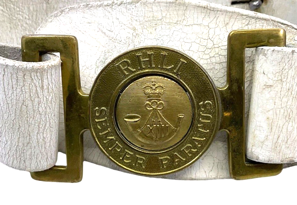 Canadian RHLI Hamilton Light Infantry Buff Leather Belt Buckle & Frog Canadian RHLI Hamilton Light Infantry Buff Leather Belt Buckle & Frog
