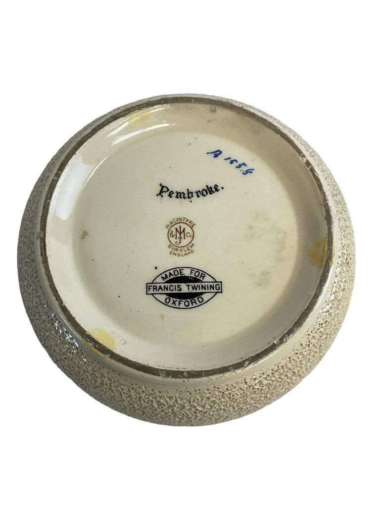 WW1 British RFC Royal Flying Corps Tobacco Jar 5 X 5 Inches WW1 British RFC Royal Flying Corps Tobacco Jar 5 X 5 Inches