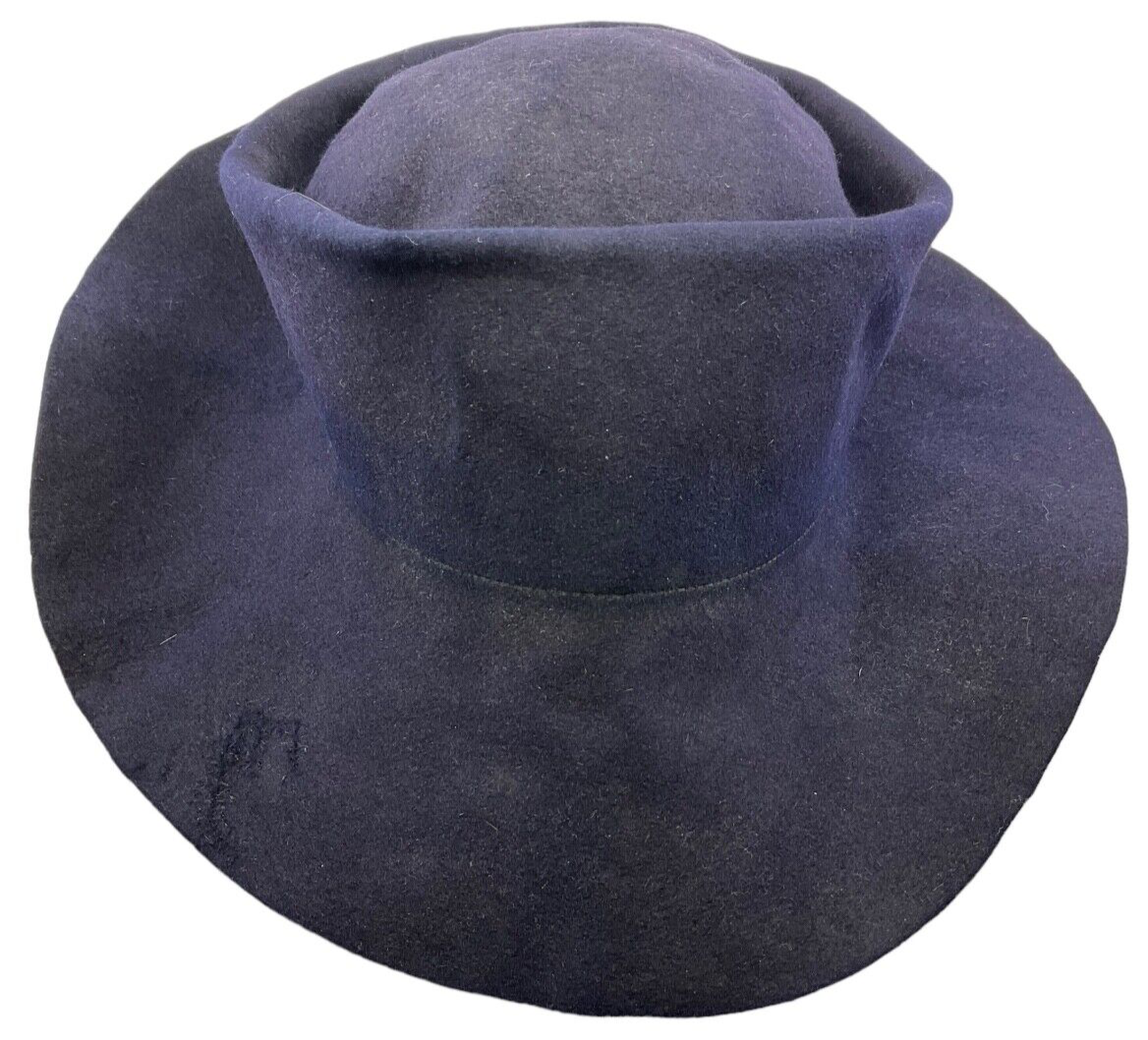 WW2 Royal Canadian Navy WRENS Women's Cap Size 22 WW2 Royal Canadian Navy WRENS Women's Cap Size 22