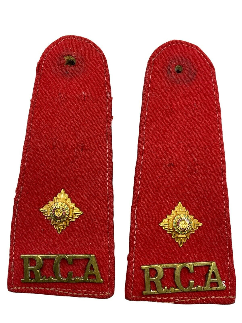 Canadian RCA Artillery 2/Lt Lieutenant Red Shoulder Boards Pair Canadian RCA Artillery 2/Lt Lieutenant Red Shoulder Boards Pair