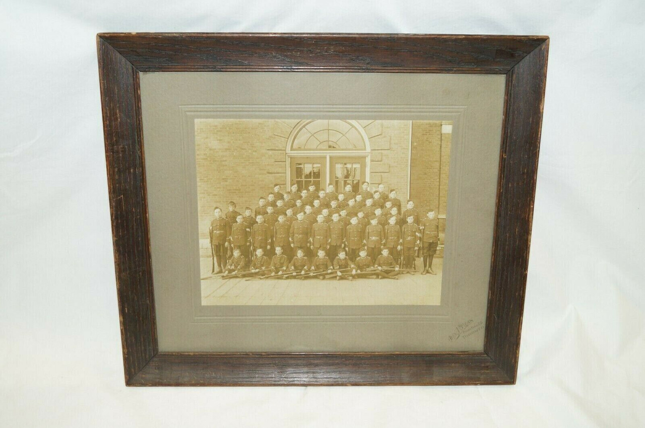 WW1 Era Canadian Army Cadet Framed Group Photograph WW1 Era Canadian Army Cadet Framed Group Photograph