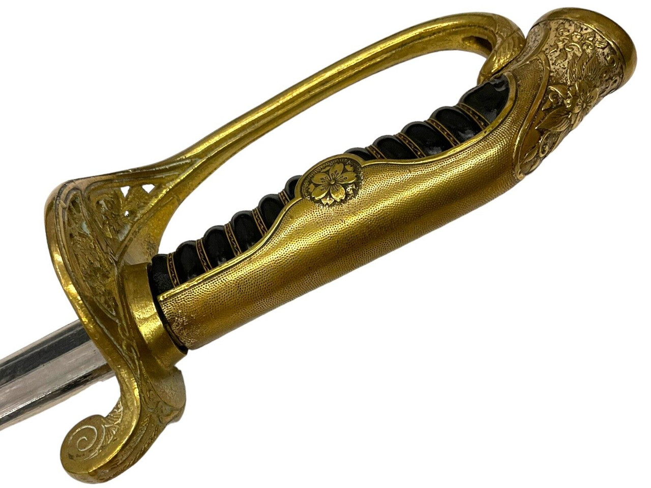 WW2 Imperial Japanese Army Officers Parade Sword Wavy Folded Blade 27.5 Inch WW2 Imperial Japanese Army Officers Parade Sword Wavy Folded Blade 27.5 Inch