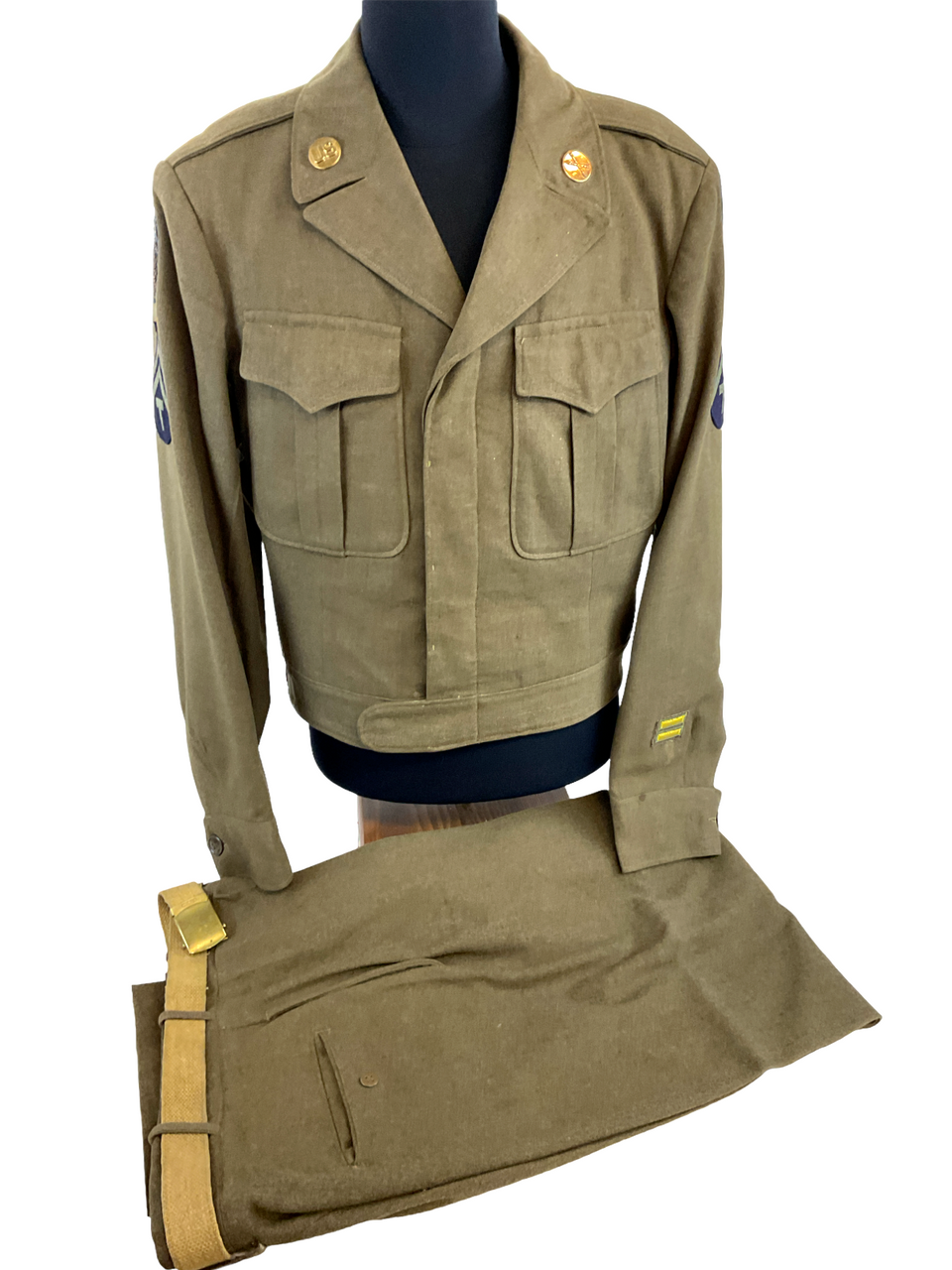 WW2 US Ike Jacket Size 36 L SHAEF Bullion Sleeve Insignia & Trousers 32 WW2 US Ike Jacket Size 36 L SHAEF Bullion Sleeve Insignia & Trousers 32