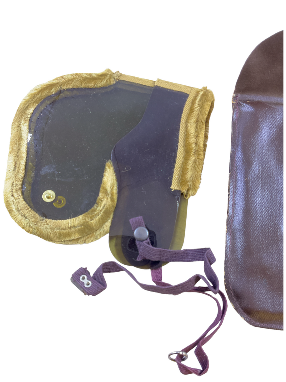 WW2 Canadian Dust Goggles In Leatherette Packet C Broad Arrow WW2 Canadian Dust Goggles In Leatherette Packet C Broad Arrow