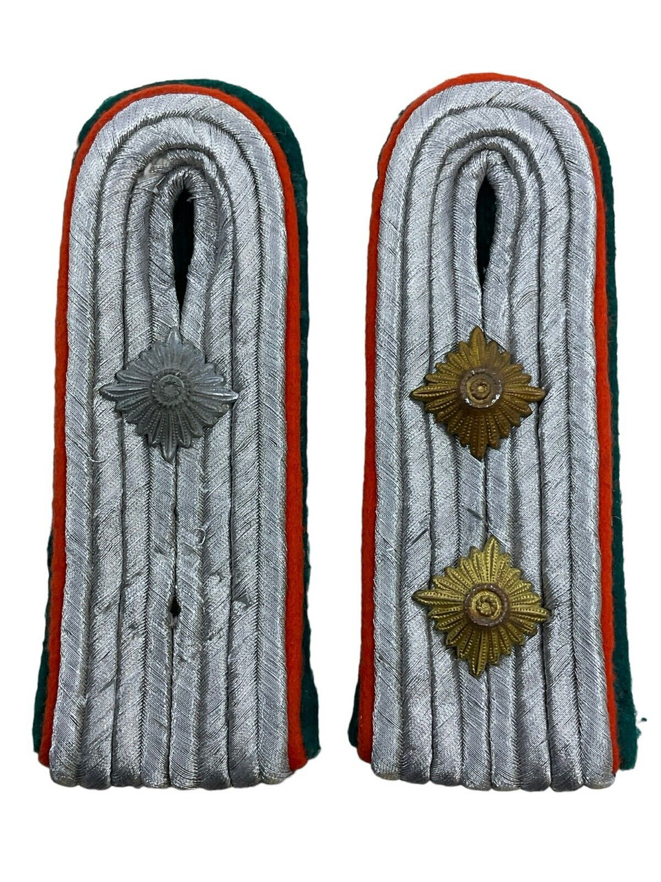WW2 German Luftwaffe Administration Hauptmann Shoulder Boards Pair WW2 German Luftwaffe Administration Hauptmann Shoulder Boards Pair