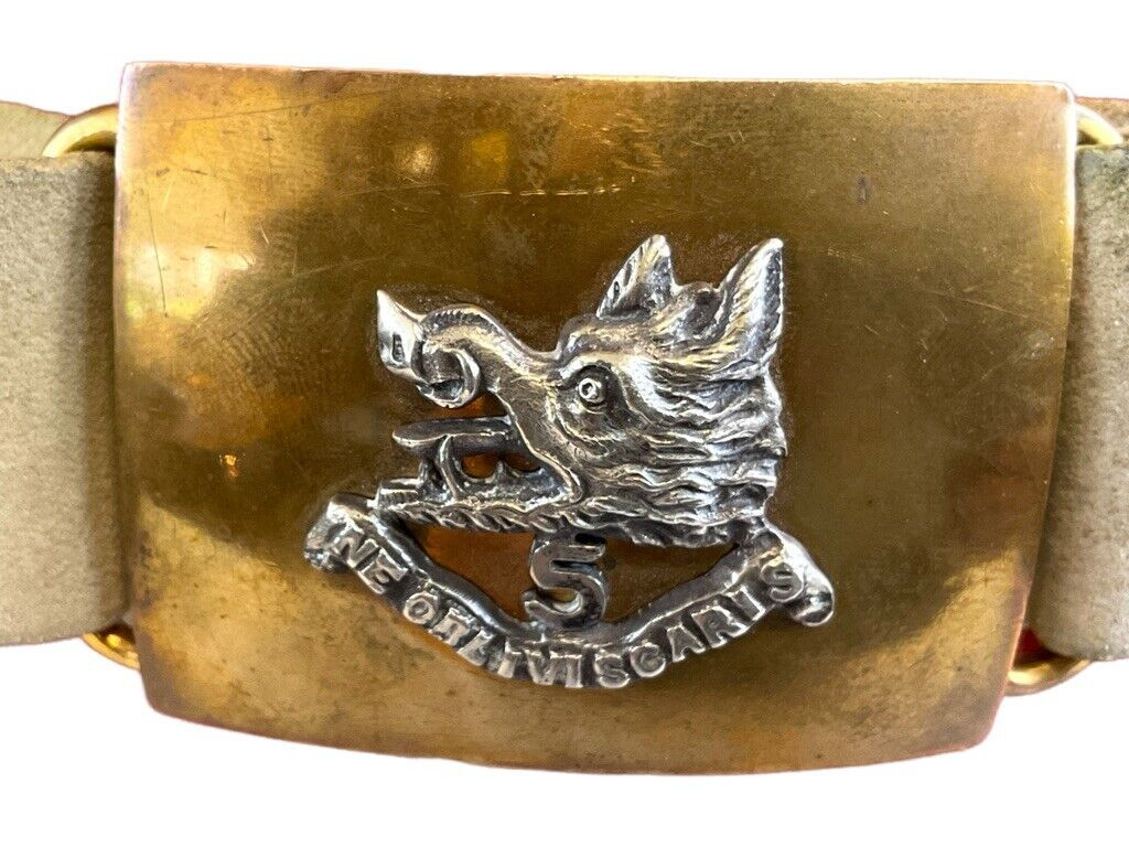 Canadian Black Watch Officers Doe Skin Scarlet Tunic and White Buff Belt Buckle Canadian Black Watch Officers Doe Skin Scarlet Tunic and White Buff Belt Buckle