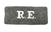 WW2 British Royal Engineers RE Slip On Shoulder Title Single WW2 British Royal Engineers RE Slip On Shoulder Title Single