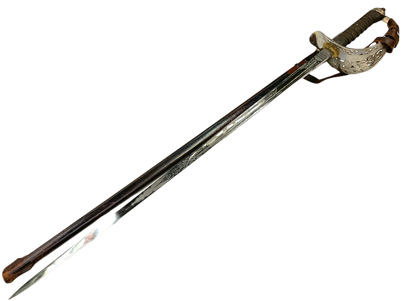 WW1 Canadian CEF Lorne Rifles Lt Barclay Officers Sword with Scabbard WW1 Canadian CEF Lorne Rifles Lt Barclay Officers Sword with Scabbard