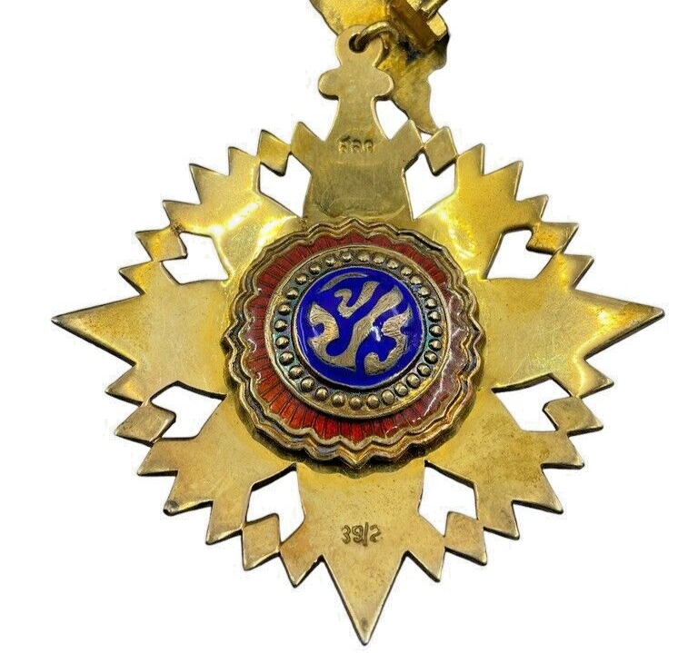 Thai Order of the Crown of Thailand Medal Neck Award in Case Thai Order of the Crown of Thailand Medal Neck Award in Case