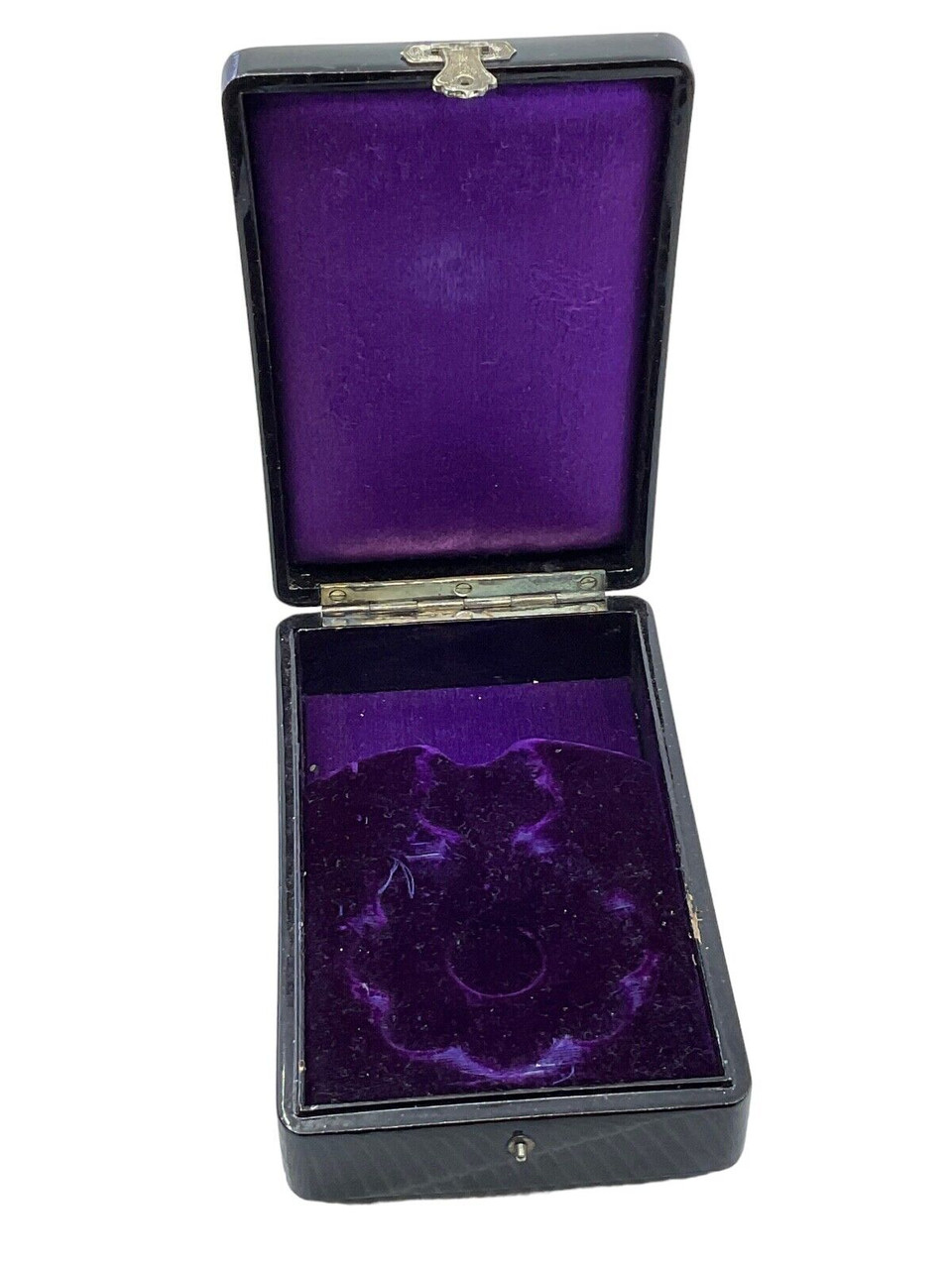 WW2 Japanese Order of the Rising Sun Neck Award in Case of Issue WW2 Japanese Order of the Rising Sun Neck Award in Case of Issue