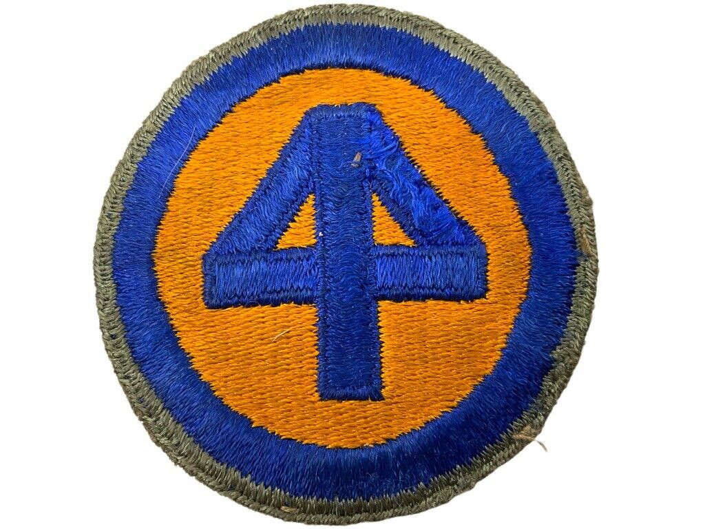 WW2 US Army 44th Division Shoulder Patch SSI Shoulder Sleeve Insignia Green Back WW2 US Army 44th Division Shoulder Patch SSI Shoulder Sleeve Insignia Green Back